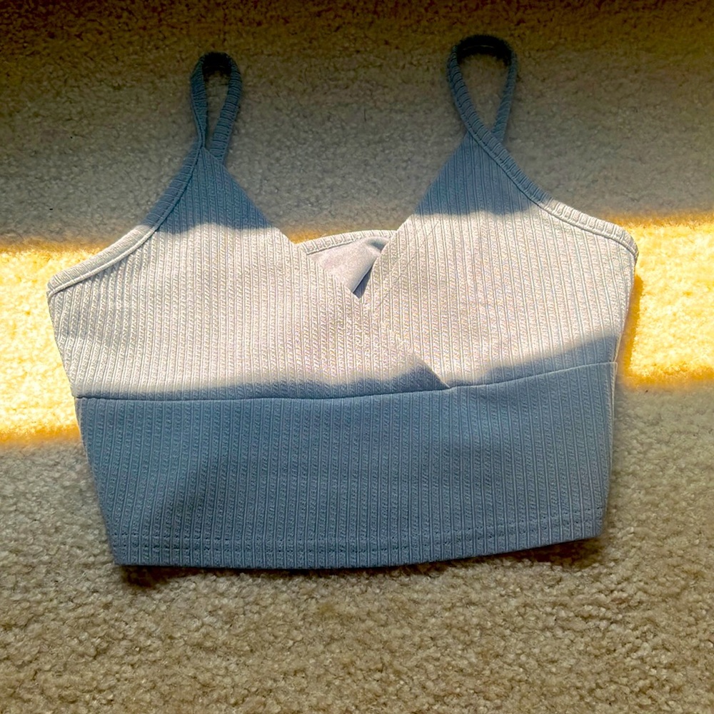 Size 2 Light grey triangle crop top